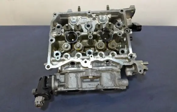 Subaru Forester SJ Engine head BE20LH