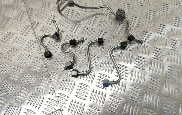 Ford S-MAX Fuel injector supply line/pipe 