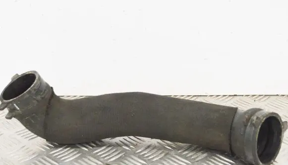 Audi A8 S8 D3 4E Intercooler hose/pipe 4E0145737M