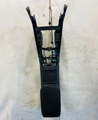 Peugeot 308 Center console 