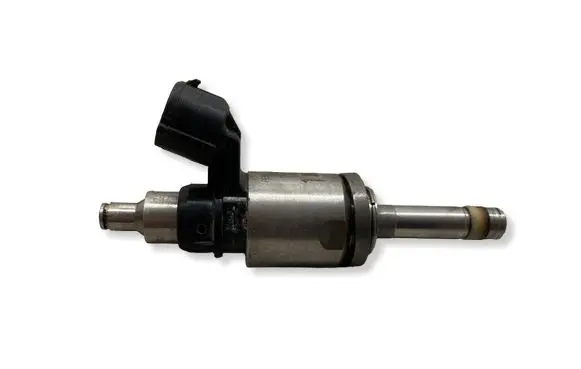 Mazda CX-3 Fuel injector PE0113250B 18880 0051