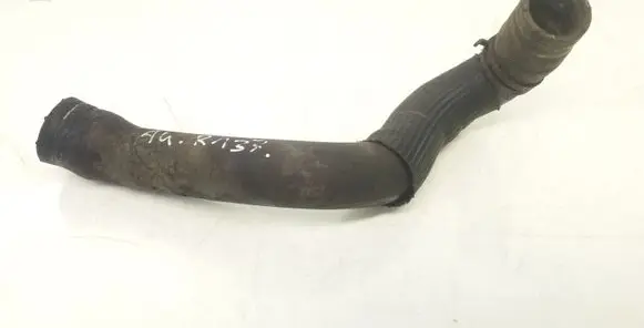 Opel Zafira B Engine coolant pipe/hose 13223885 422393376