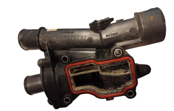 Peugeot Traveller Thermostat housing 9827379280