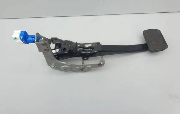 Tesla Model S Brake pedal 105065700A 1607130164