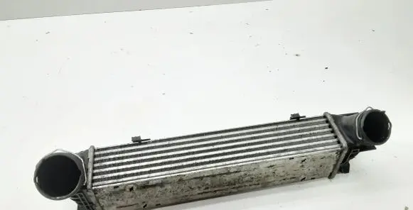 BMW X1 E84 Intercooler radiator 7798788