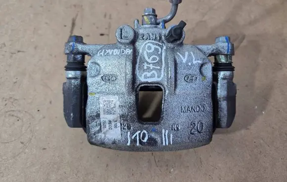 Hyundai i10 Front brake caliper 2AN1