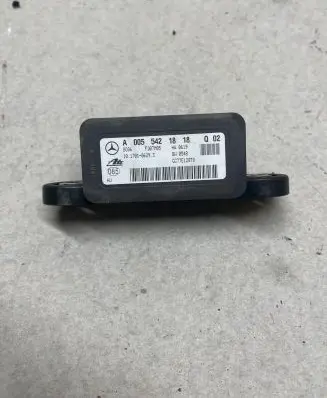 Mercedes-Benz C W204 ESP acceleration yaw rate sensor A0055421818 10170106293 C077518QT8