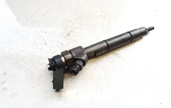 Mercedes-Benz B W245 Fuel injector 0445110167 A6400700787