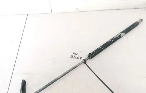 Volkswagen PASSAT B4 Tailgate/trunk strut/damper