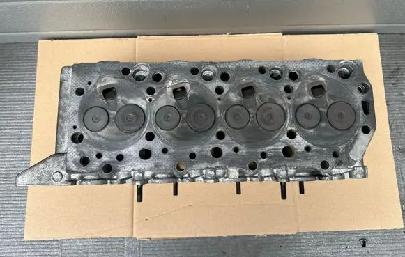 Mitsubishi Pajero Engine head MD139564