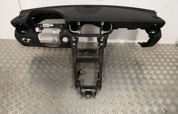 Mercedes-Benz SLK AMG R172 Dashboard 