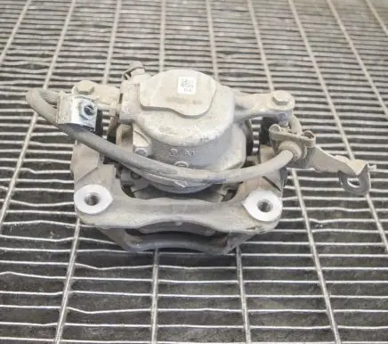 BMW X3 G01 Front brake caliper
