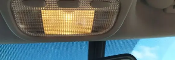 Peugeot 407 Boot/trunk interior light 