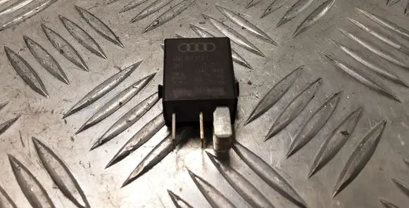 Skoda Octavia Mk2 (1Z) Other relay 4H0951253C