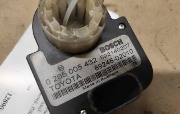 Toyota Avensis T250 Steering angle sensor 0265005432 592140207 8924502010