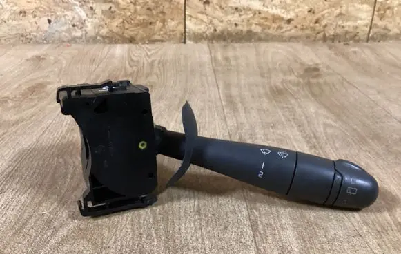 Renault Trafic II (X83) Wiper control stalk 91167048C 18G2FB0U3 8200070266