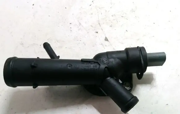 Volkswagen Golf VI Engine coolant pipe/hose 03L121131F