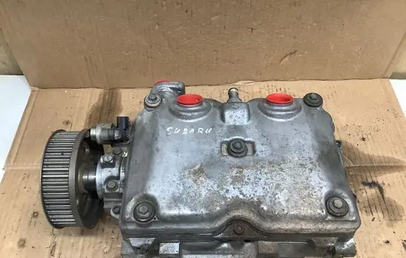 Subaru Forester SG Engine head 