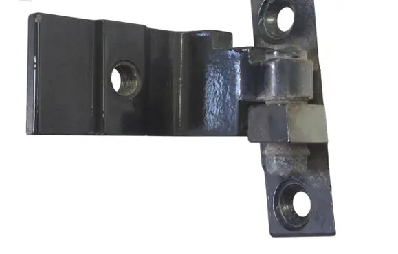 BMW 5 E60 E61 Rear door lower hinge 7068090 1005 ES03DE