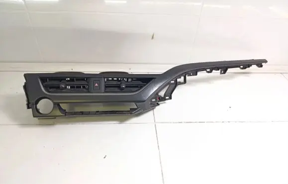 Lexus UX Dashboard trim 5540576010
