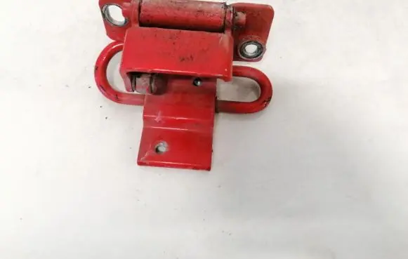 Audi A4 S4 B5 8D Rear door lower hinge 4a0833411a