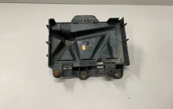 Seat Ibiza IV (6J,6P) Battery box tray 6Q0915331 6Q0915331D