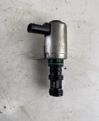 Jeep Grand Cherokee WL Camshaft vanos timing valve 05047901AC 05047901A 05047901