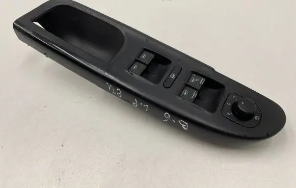 Volkswagen PASSAT B6 Electric window control switch 1k4959857