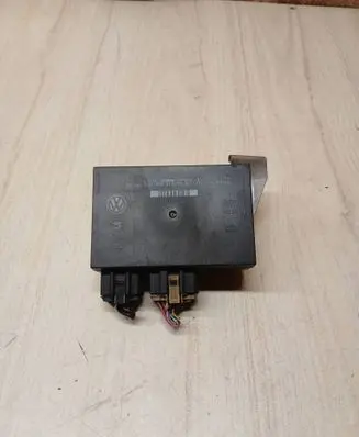 Seat Leon (1M) Comfort/convenience module 5DK00821450 1C0959799F