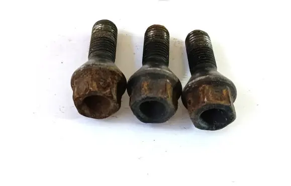 BMW 1 E81 E87 Nuts/bolts 