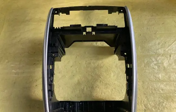 Mercedes-Benz B W245 Dash center speaker frame A1696801255