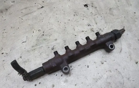 Subaru XV I Fuel main line pipe GMAUTO4574097