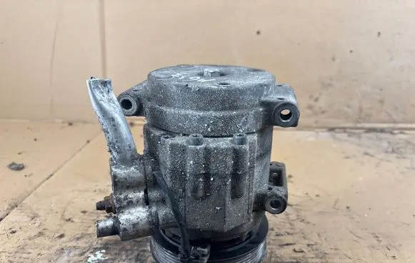 SsangYong Korando Air conditioning (A/C) compressor (pump) 749004 041541 6711303011
