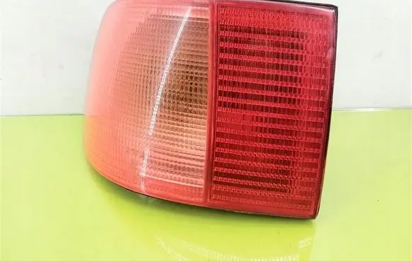 Audi A8 S8 D2 4D Rear/tail lights 4D0945095