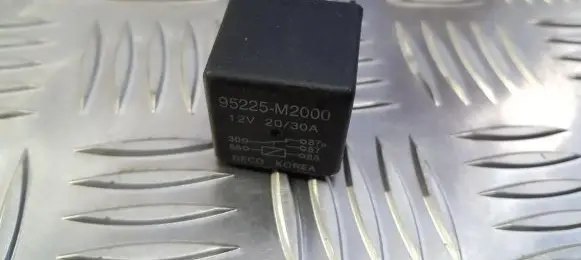 Hyundai Galloper Other relay 95225M2000 95225-M2000