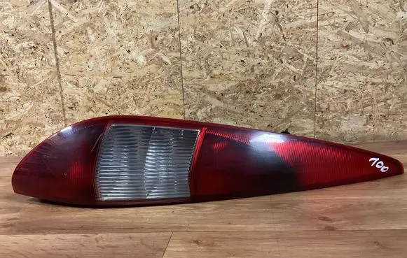 Ford Mondeo Mk III Rear/tail lights 1S7113405C