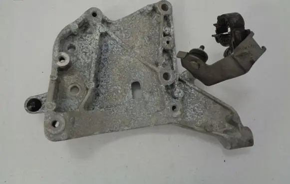 Fiat Tipo Engine mounting bracket 55273052
