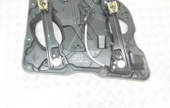 Jeep Grand Cherokee Front door window regulator with motor 04589598AJ 04589598AK
