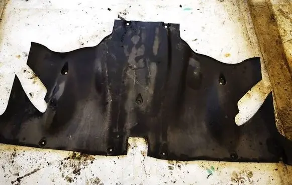 Tesla Model 3 Engine splash shield/under tray 149877100E