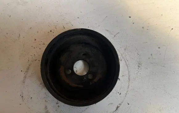 Ford Fiesta Water pump pulley XS6E8509AA