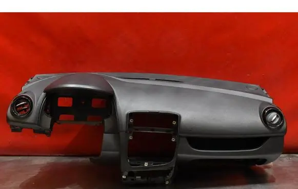 Renault Clio I Dashboard 682007861R