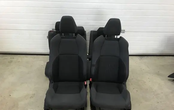 Toyota C-HR II Seat set 