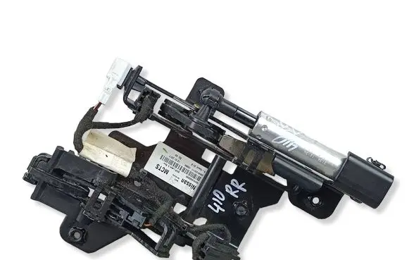 Nissan 370Z Folding roof motor 15301590000 12012017 3059120117
