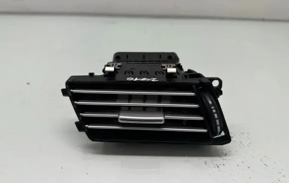 Mercedes-Benz E W212 Dashboard side air vent grill/cover trim A2128300154 06821001