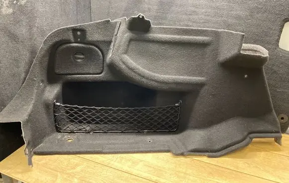 Mercedes-Benz E C207 W207 Trunk/boot side trim panel A2076900941 00009F08