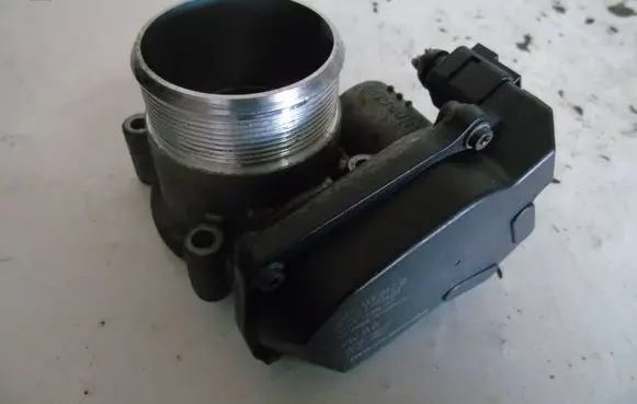 Skoda Superb B6 (3T) Throttle body valve 