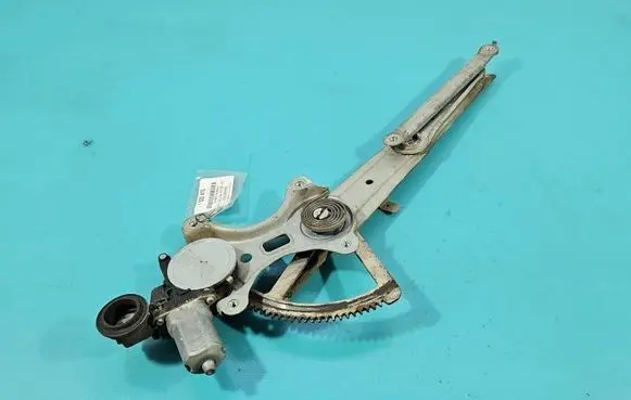 Toyota Land Cruiser (J120) Front door window regulator with motor 85720-58010 IMPRK1522410