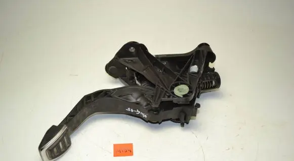 Volkswagen Golf VII Clutch pedal 5Q1721059FC