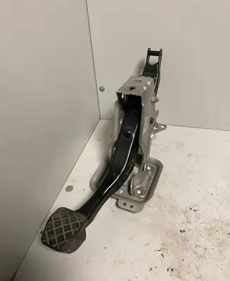 Skoda Octavia Mk2 (1Z) Brake pedal 1K1721057AD 5673000439