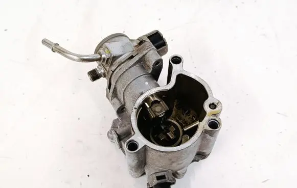 Volvo XC60 Fuel injection high pressure pump 31316143 31401823
